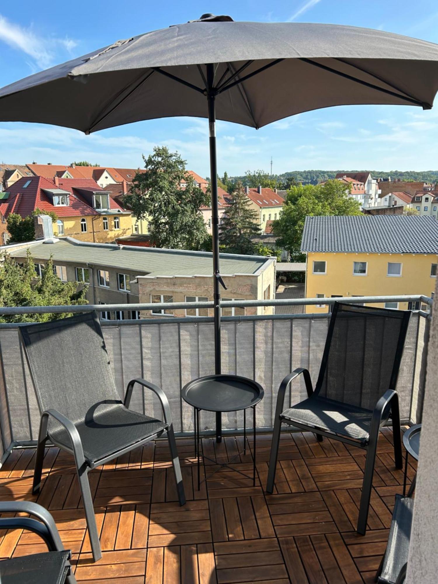 Schoene Neue 4 Zimmer Wohnung Mit Sued-Balkon Bis 8 Personen Naumbourg Extérieur photo