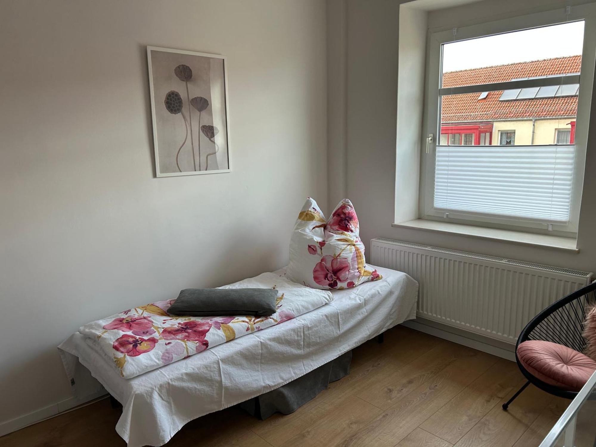 Schoene Neue 4 Zimmer Wohnung Mit Sued-Balkon Bis 8 Personen Naumbourg Extérieur photo